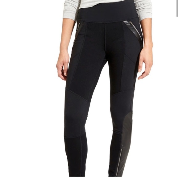 Athleta Pants - Athleta leggings